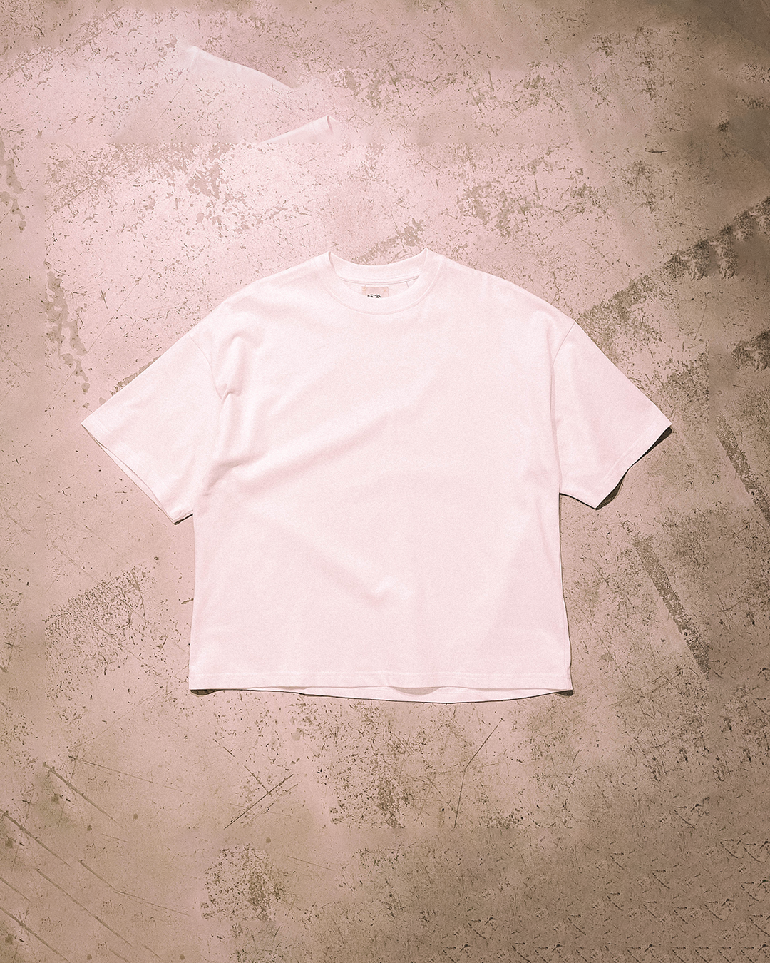 AIRBRUSH TEE HAPPY 00ctmn