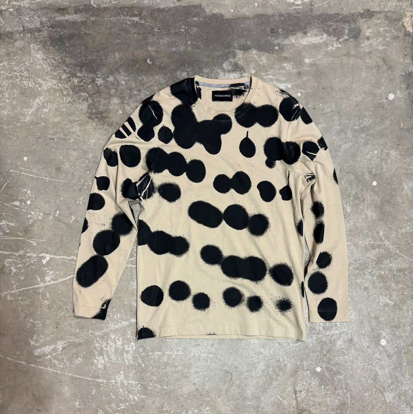 NO EYES POLKA TEE Studio Stars