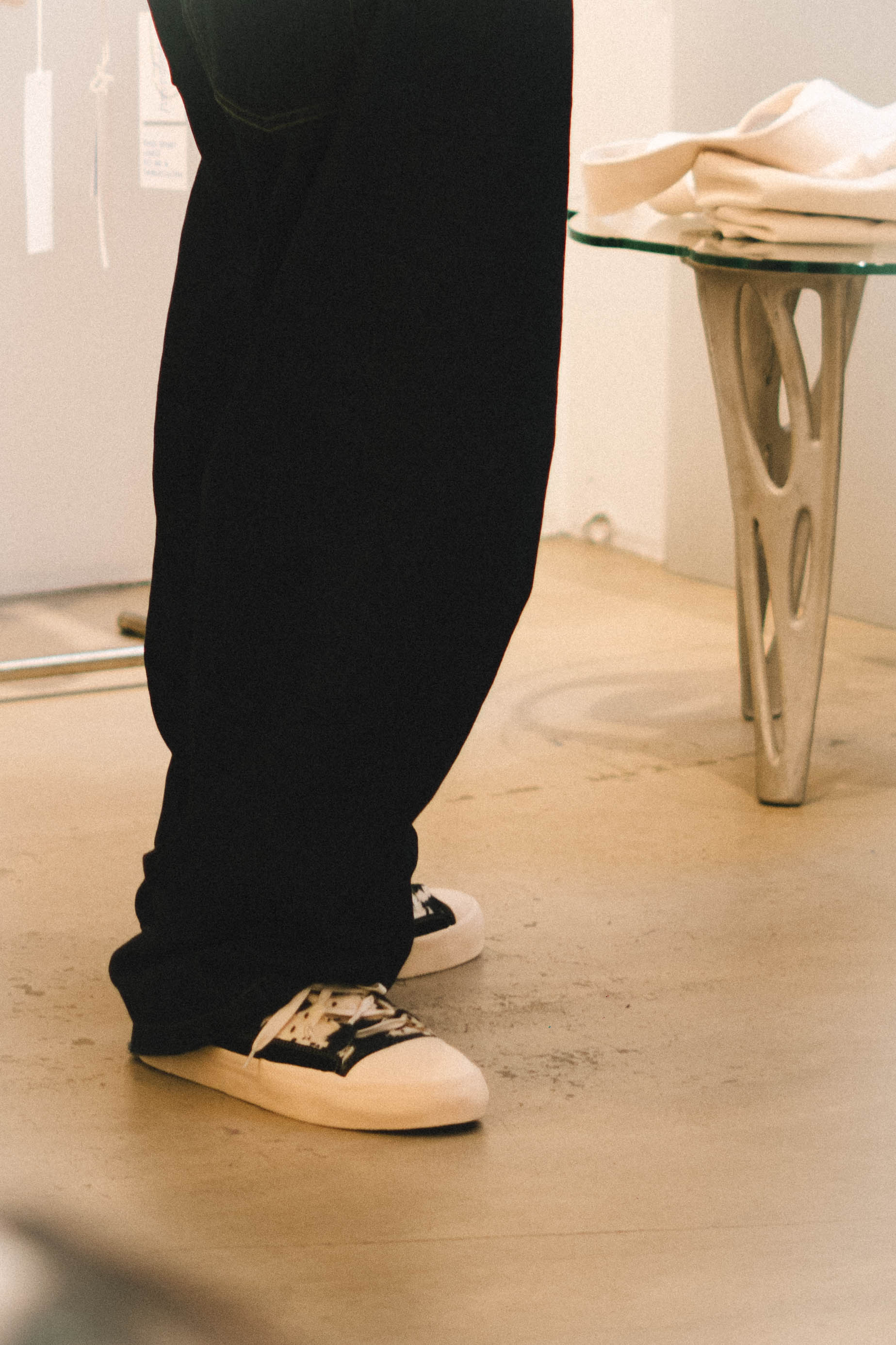 TARMAC STUDIO STARS - COW WOLLOW