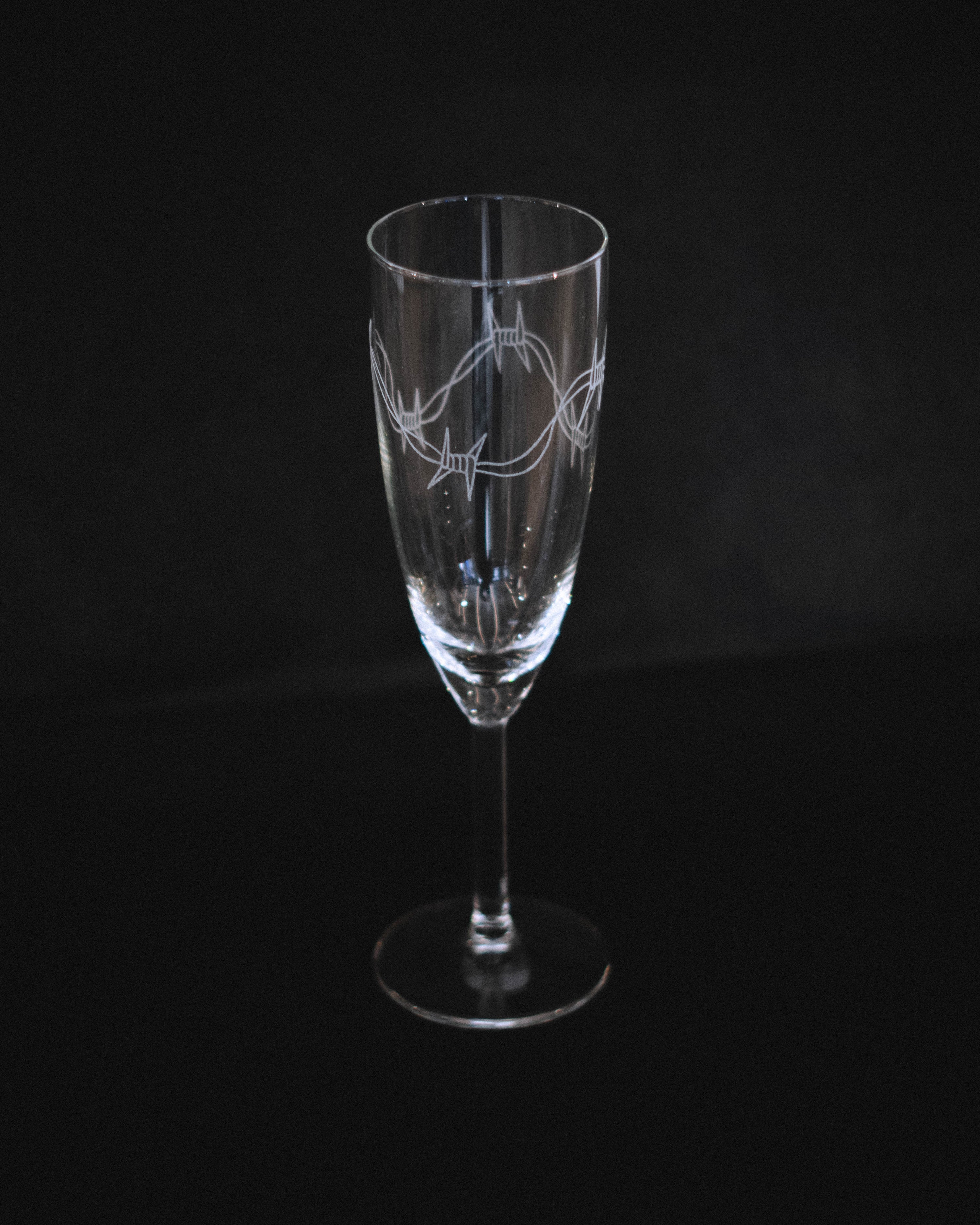 ENGRAVED CHAMPAGNE GLASSES Lysdal