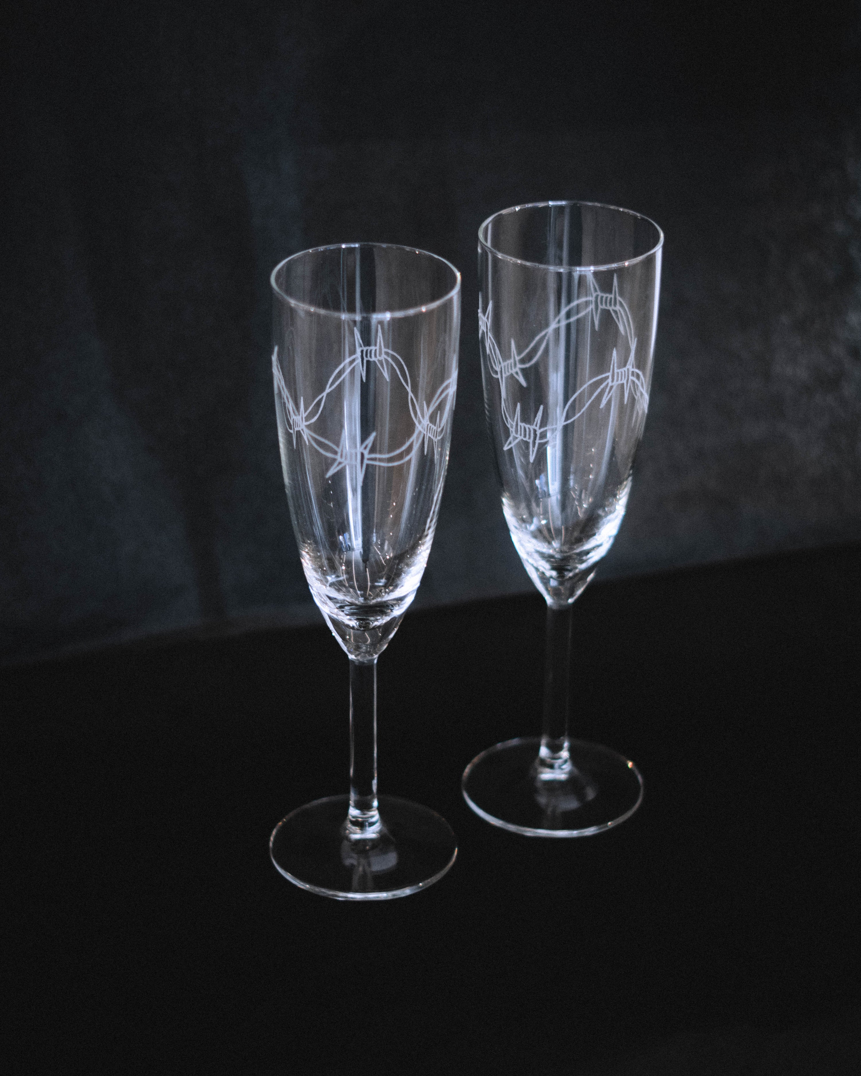 ENGRAVED CHAMPAGNE GLASSES Lysdal