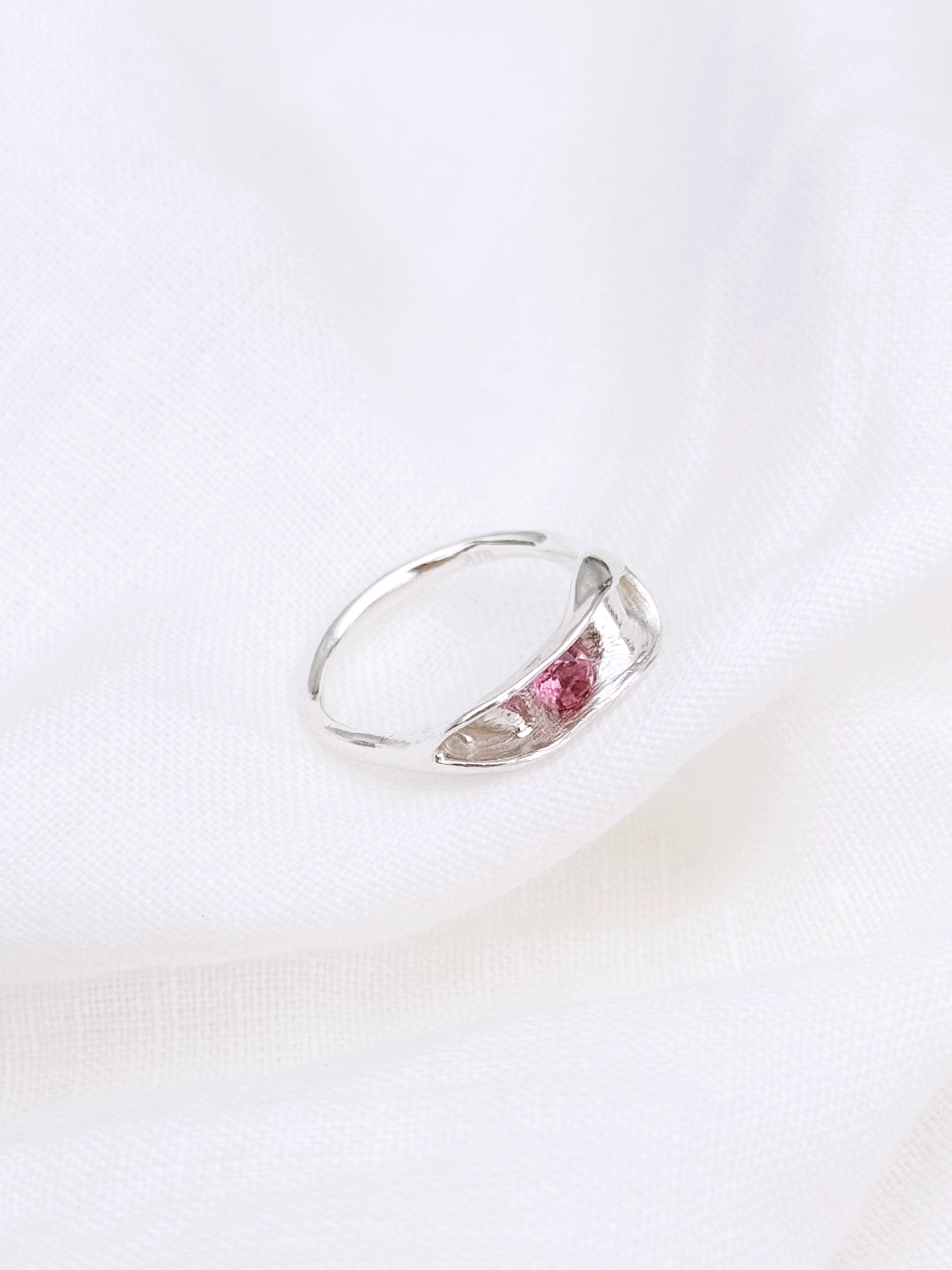 Acid Love - Pinch - Ring Chaos Volcano