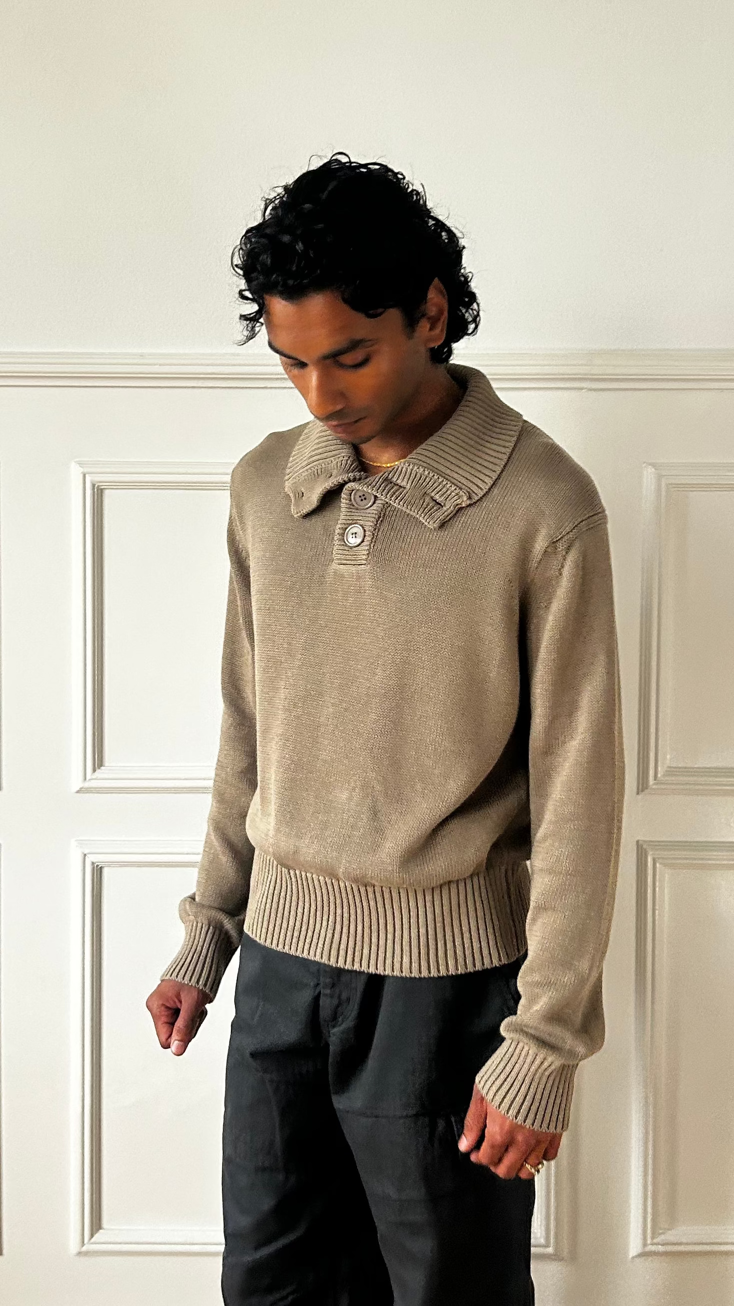 Bobby sweater taupe Uniform.