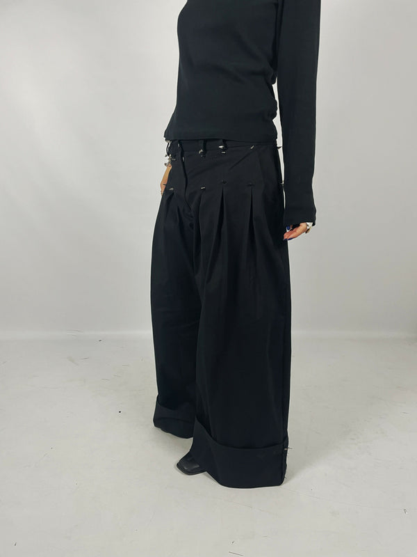 BLACK SPIKE PANTS Studio Stars