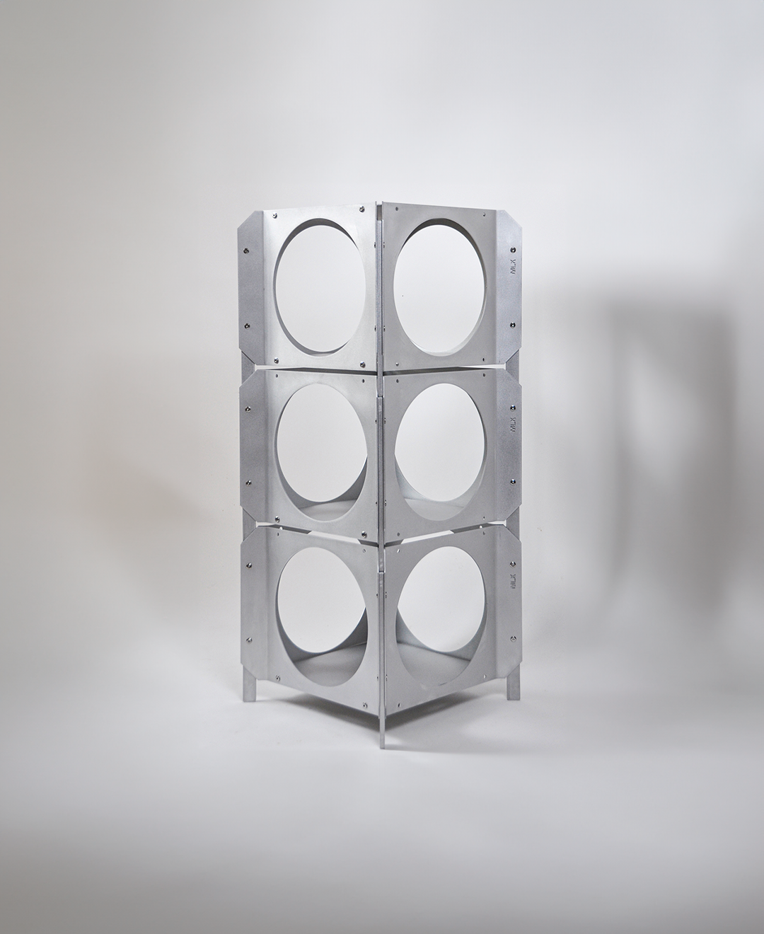 D300 SHELVES MLK furniture