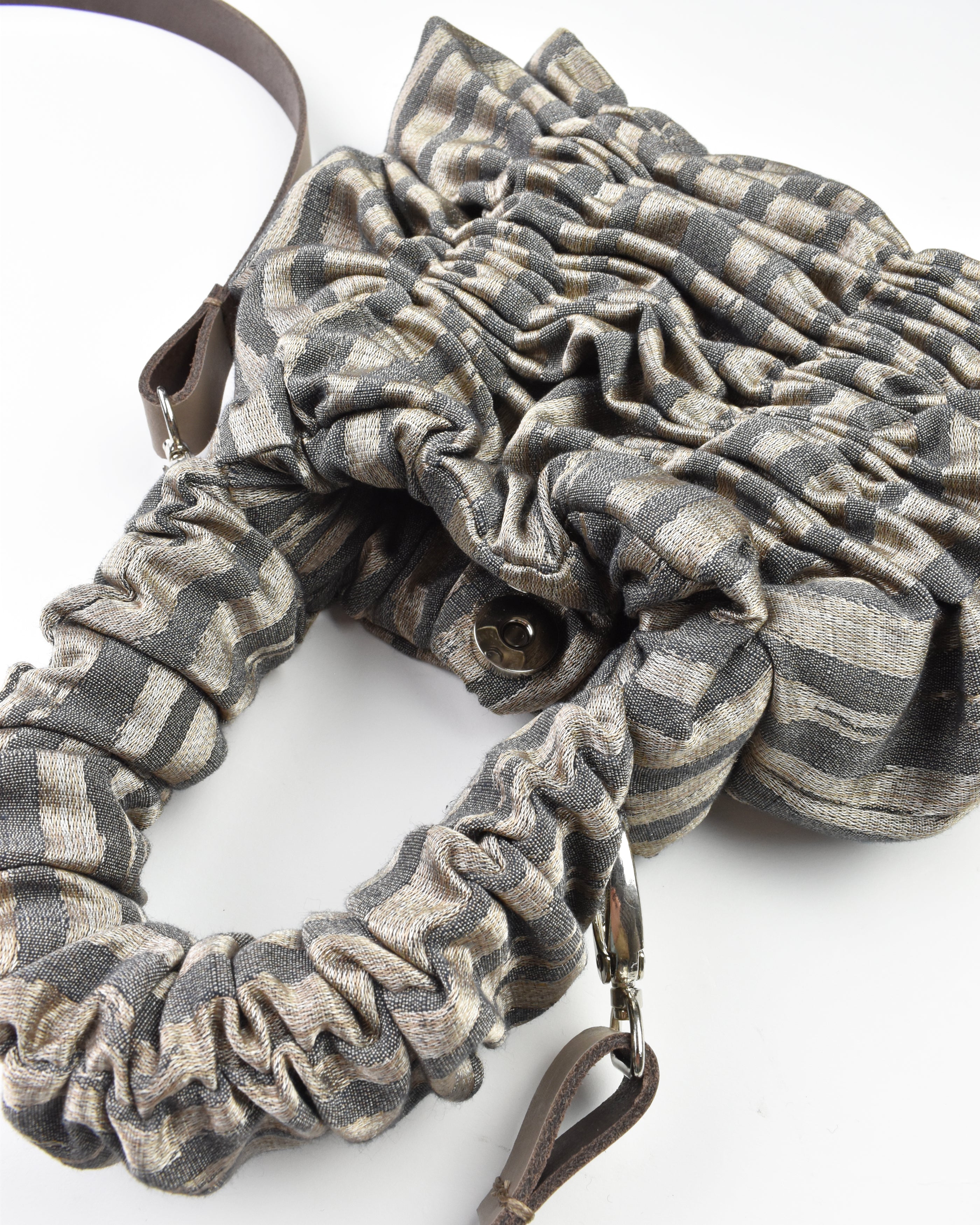 CROSSBODY PILLOW BAG BROWN Joana Christina