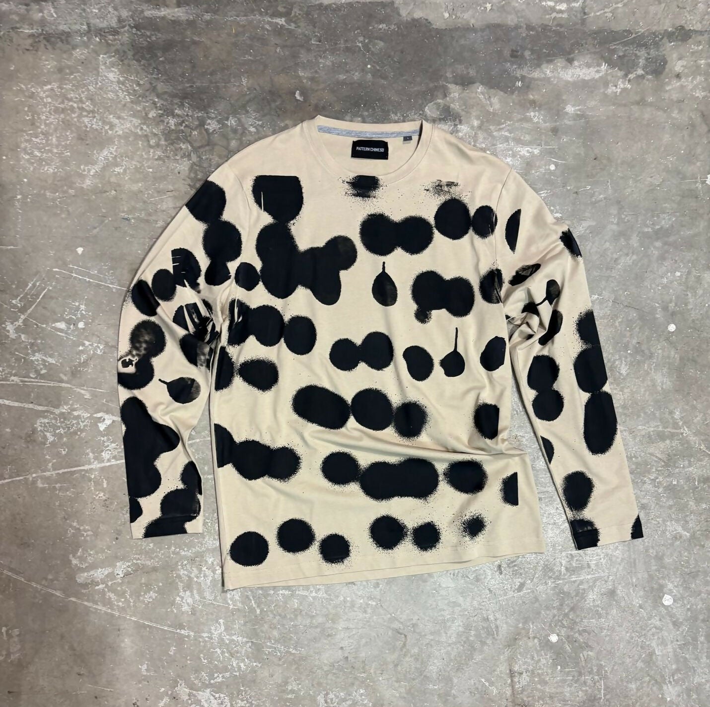 NO EYES POLKA TEE Pattern Chineso