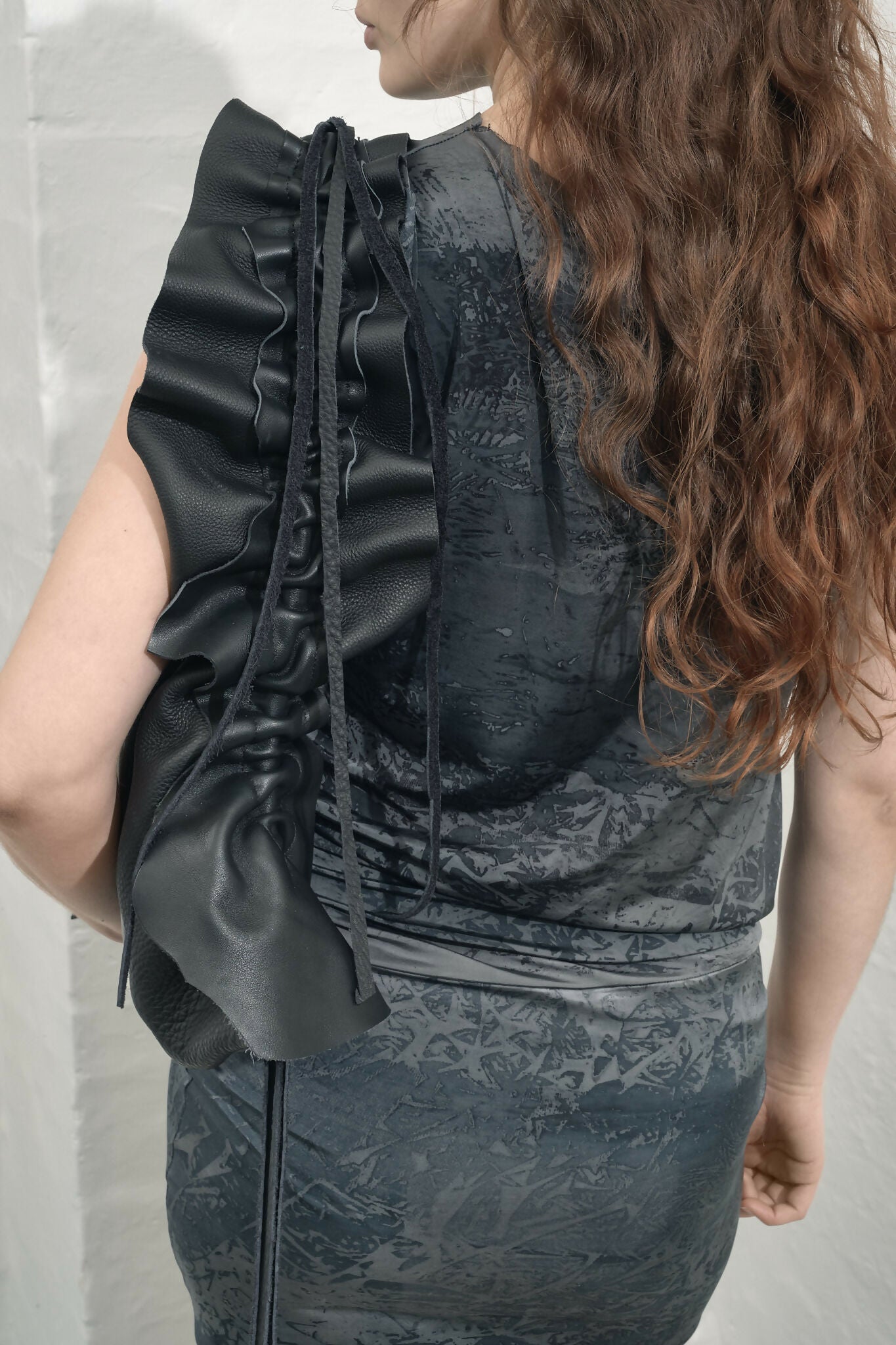 ruched raw leather handbag Studio Stars
