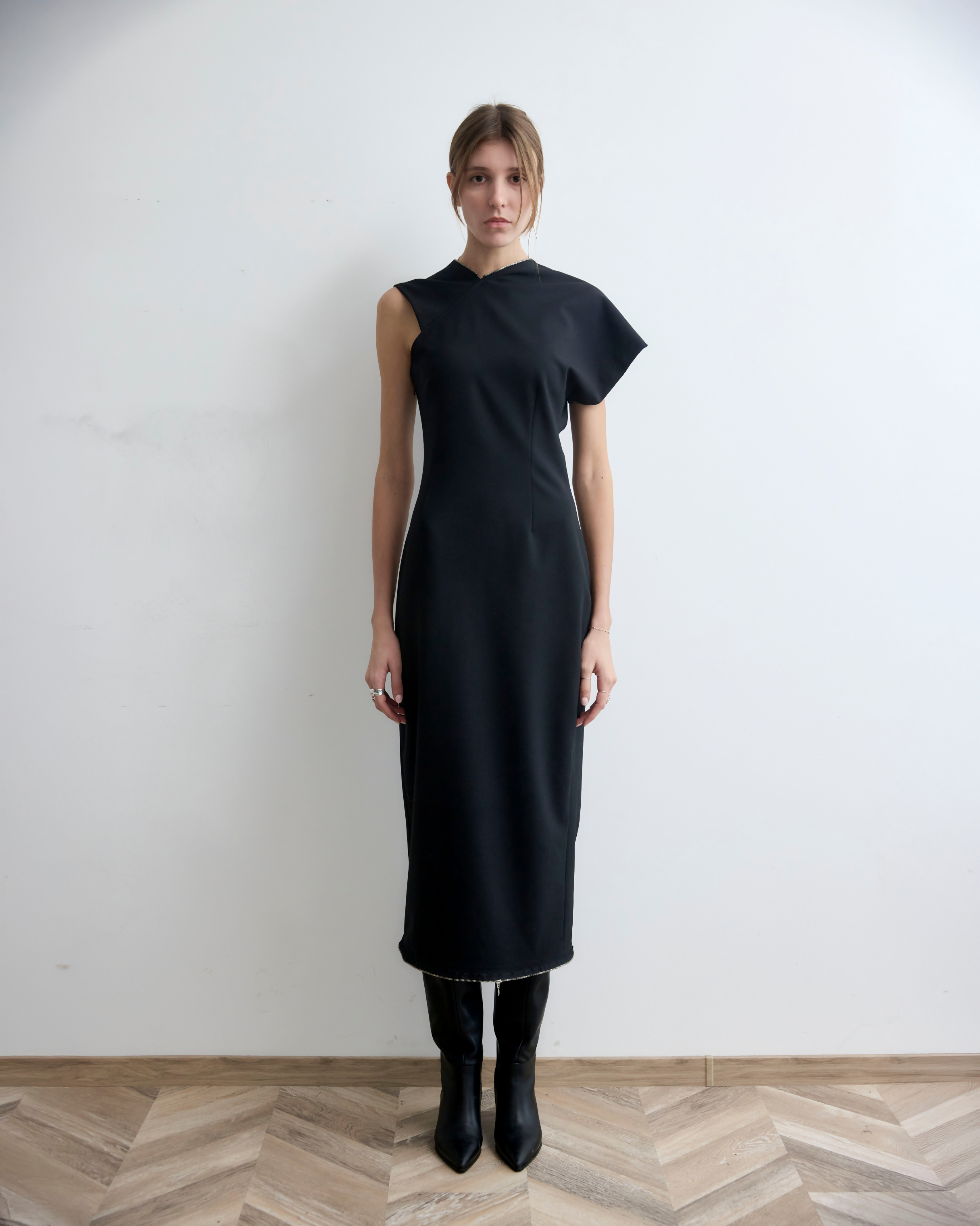 001 - 04 DRESS A606