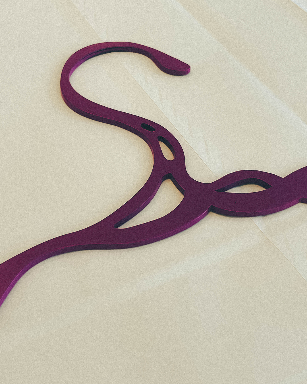 STEEL HANGERS Matan Fadida