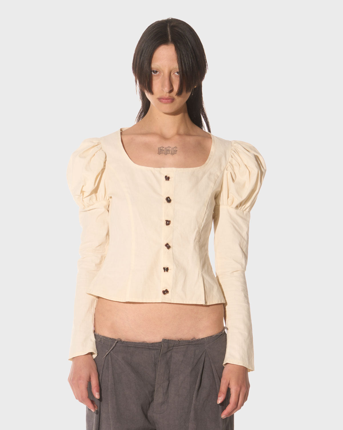 005-75 White Dama Shirt Studio Stars