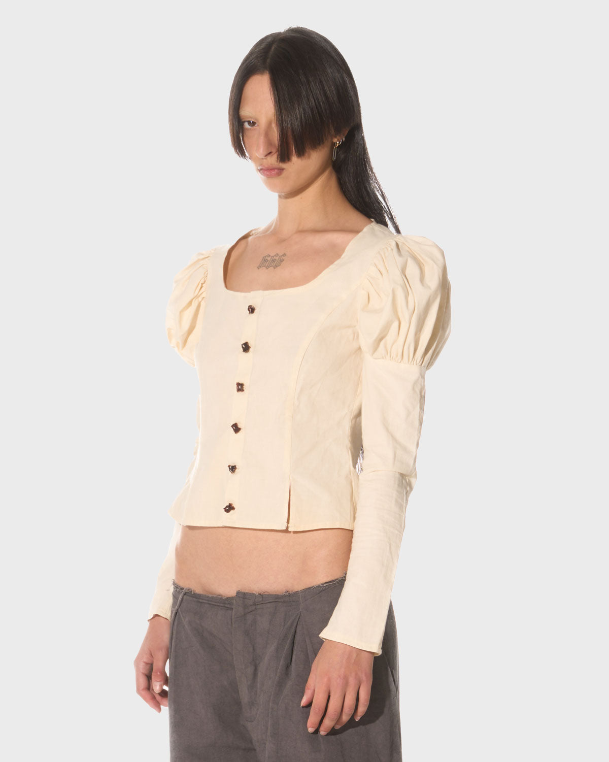 005-75 White Dama Shirt Studio Stars