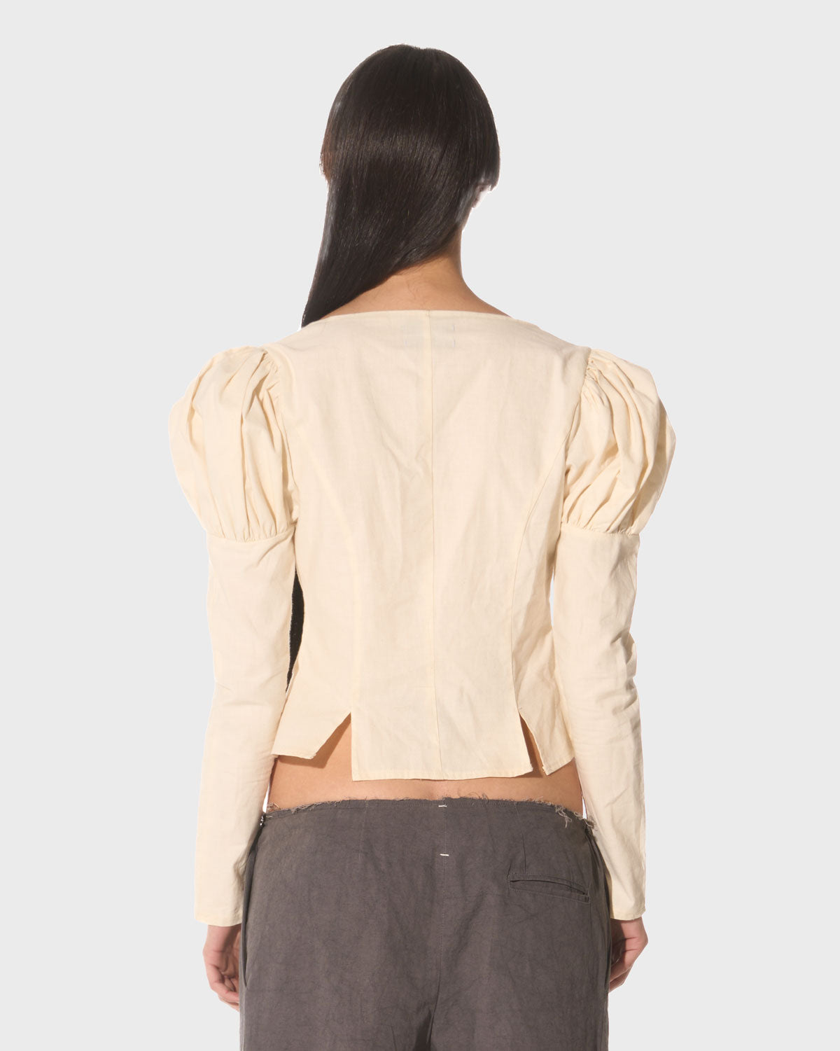 005-75 White Dama Shirt Studio Stars