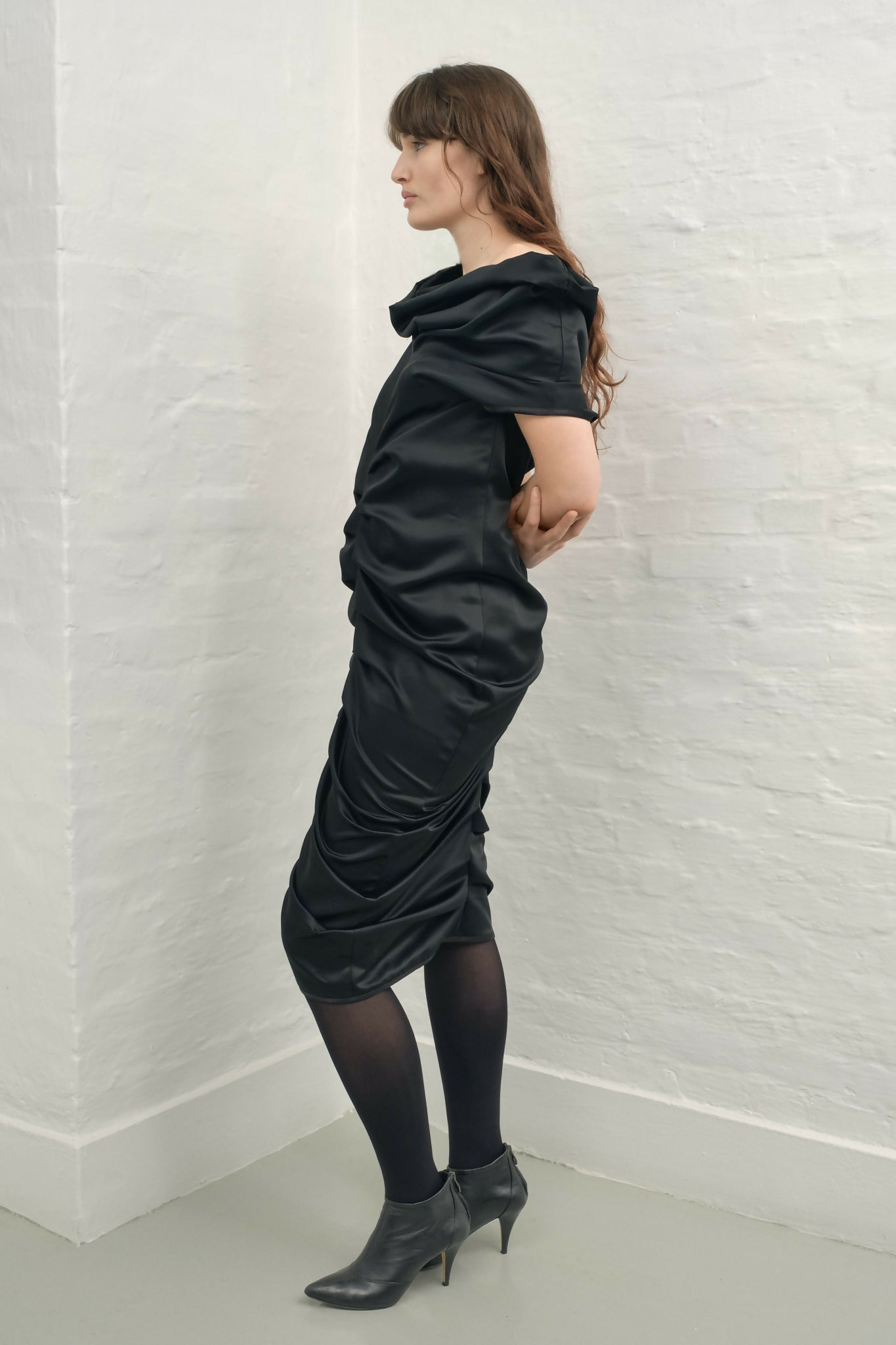 draped dress Sahrt