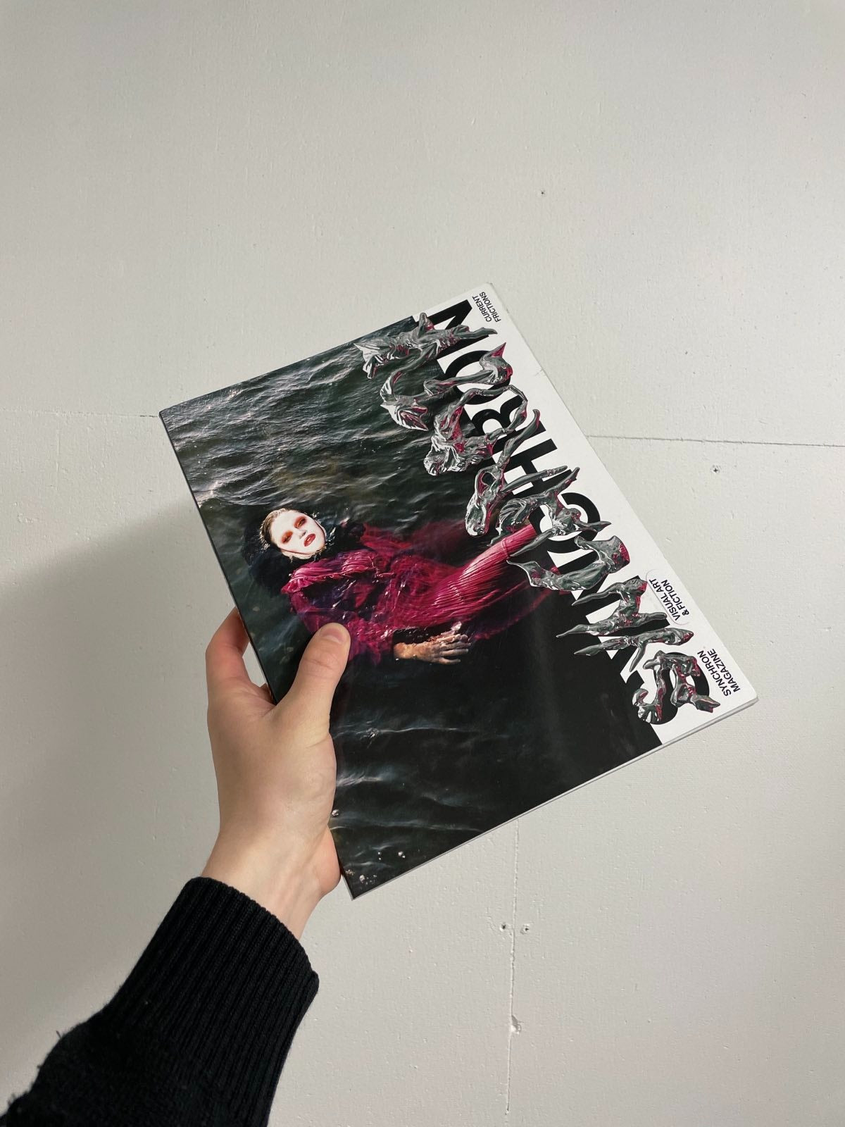 PILOT ISSUE, COVER 1 - Studio Stars - synchron magazine