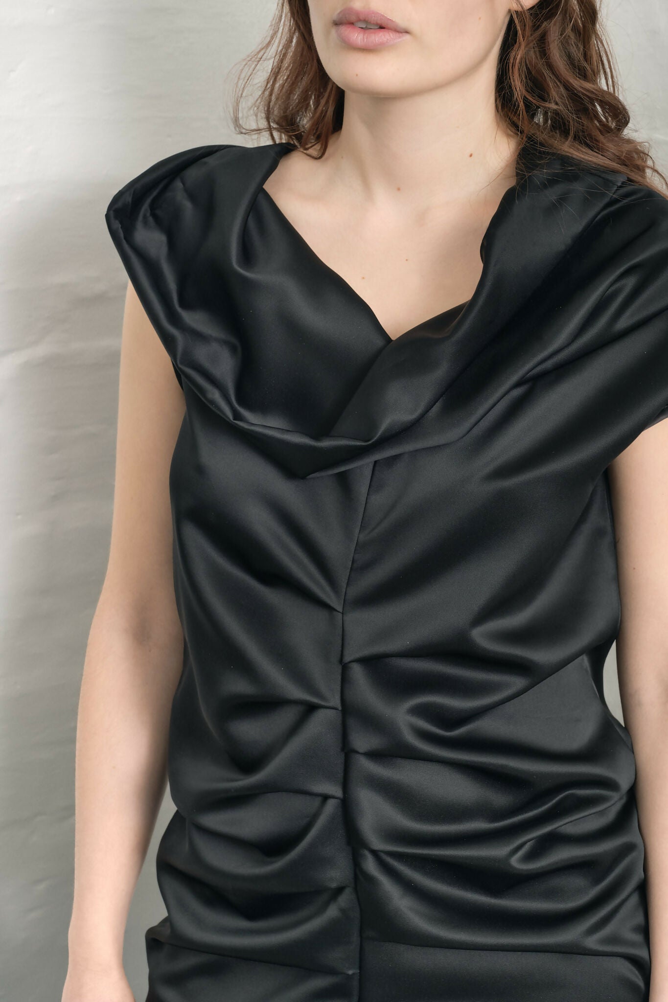 draped dress Sahrt